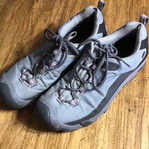 Keen Size 9.5! Check description! Great Buy!